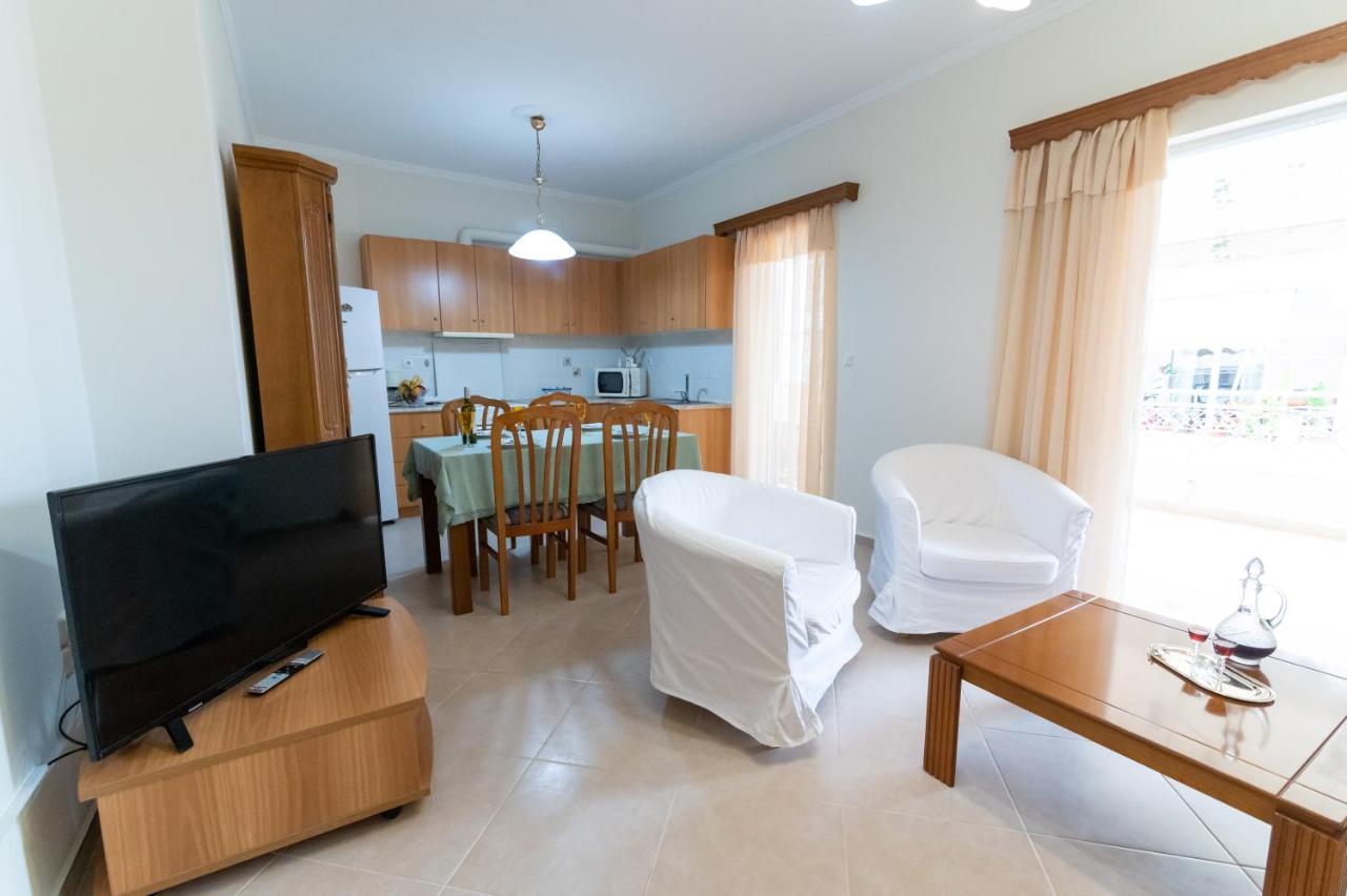 Ikaros Apartment Preveza Eksteriør bilde